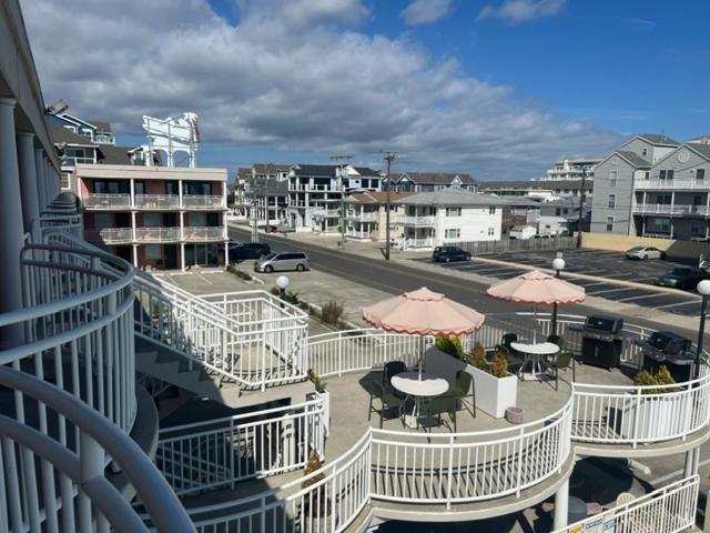 Coliseum Ocean Resort Wildwood Crest Exterior photo